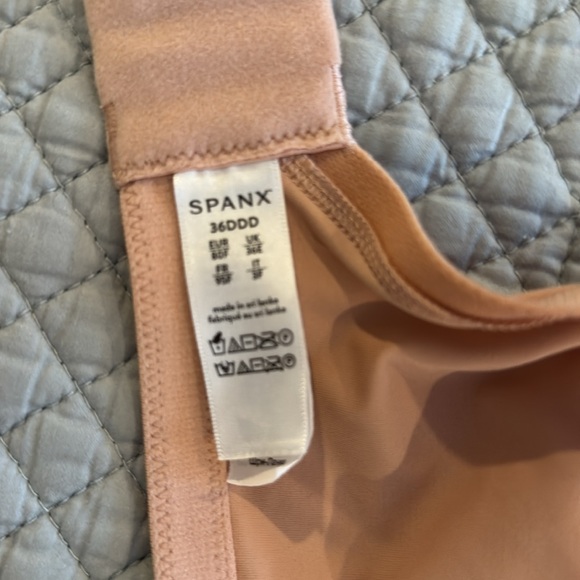 SPANX Bra - Picture 3 of 4